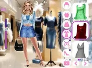 Royal Dress-Up Studio